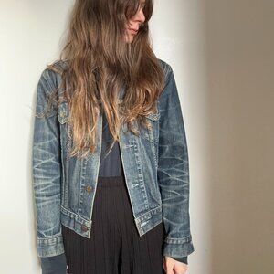 Beautiful vintage faded washed Levi's trucker denim jeans jacket. Size S.